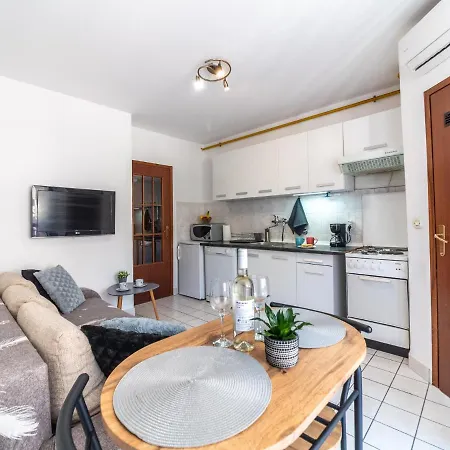Apartament Viki Pula