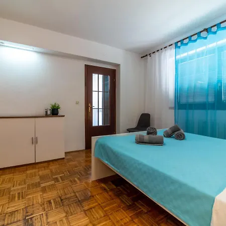 Viki Apartament *